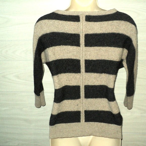 Loft Sweater Pullover Women's Sz M Tan and Gray Stripes 3/4 Sleeves Rayon Blend - Picture 4 of 5
